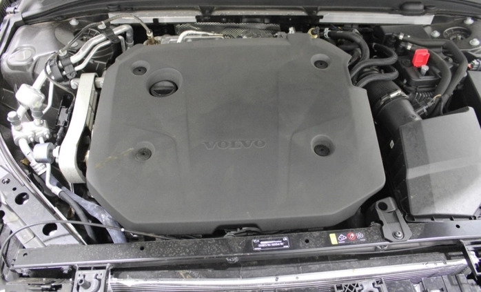 Volvo V60 cena 59900 przebieg: 20500, rok produkcji 2023 z Wrocław małe 781